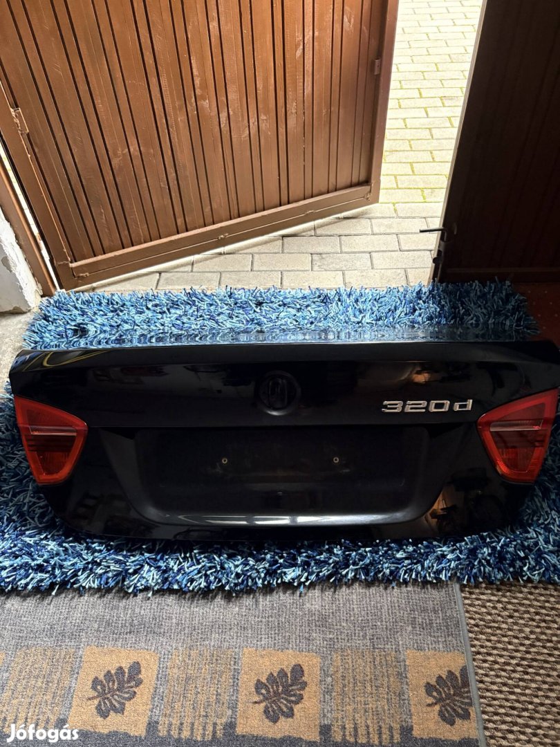 Bmw E90 csomagtér ajtó eladó