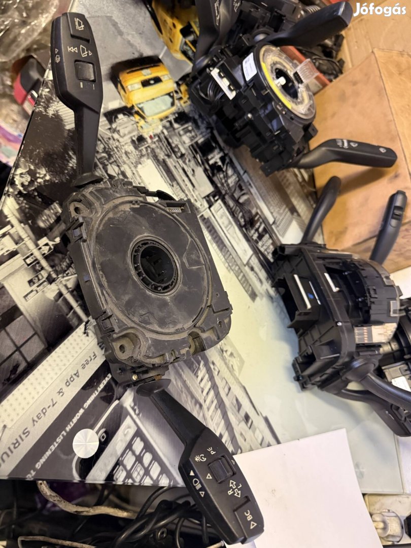 Bmw E90 kormánykapcsoló átvezető nélkül