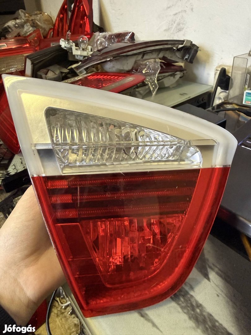 Bmw E90 régi bal csomagtér lámpa 6937459
