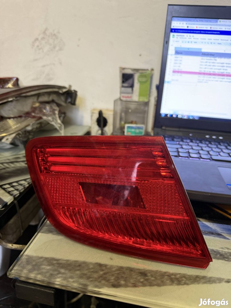 Bmw E92 bal hátsó csomagtér lámpa 7162299