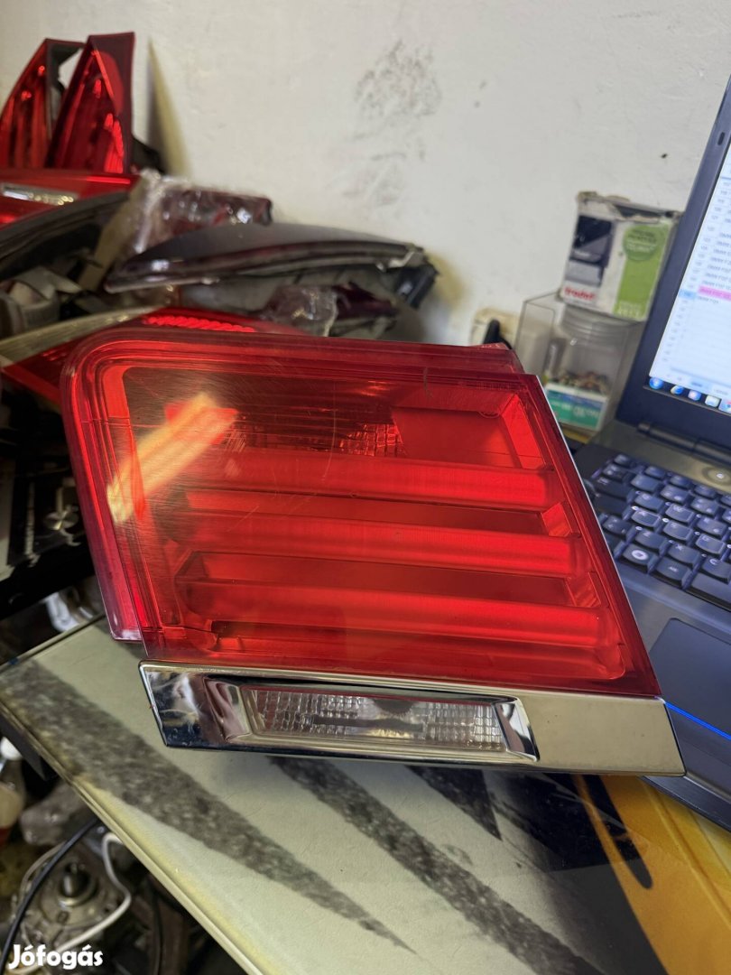 Bmw F01 bal hátsó csomagtér lámpa 7182205
