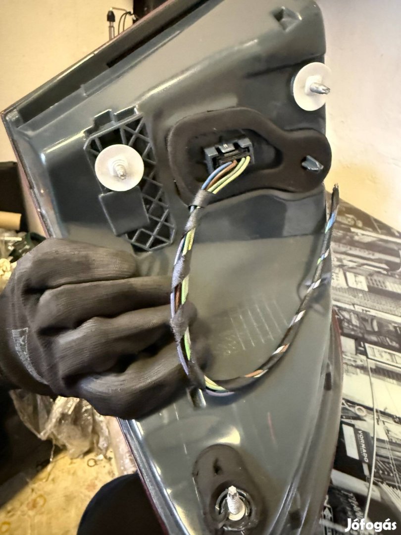 Bmw F10 LCI jobb hátsó lámpa