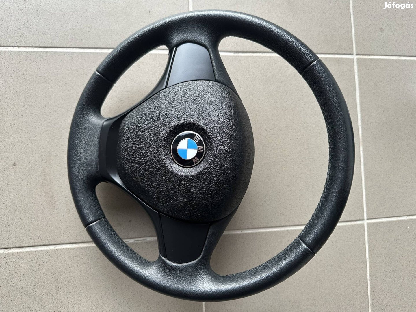 Bmw F30 bőrkormány