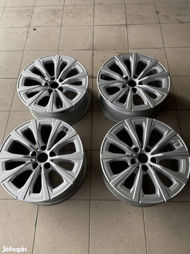 Bmw G30 G31 17" alufelni