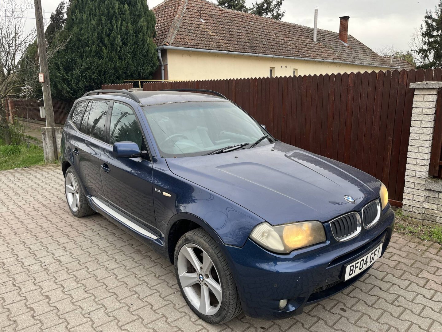 Bmw X3 motorhaztető E83