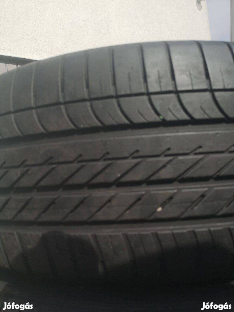 Bmw X5 nyárigumi kétszéles 255/285 R19