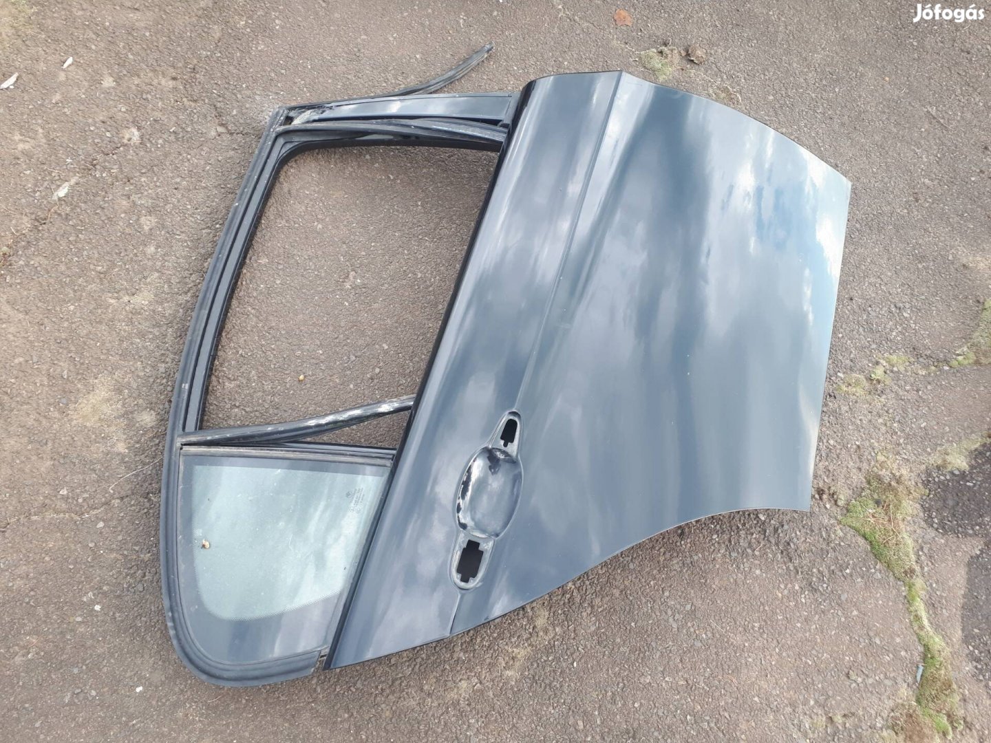 Bmw  E90 sedan  jobb hátsó ajtó  fekete 
