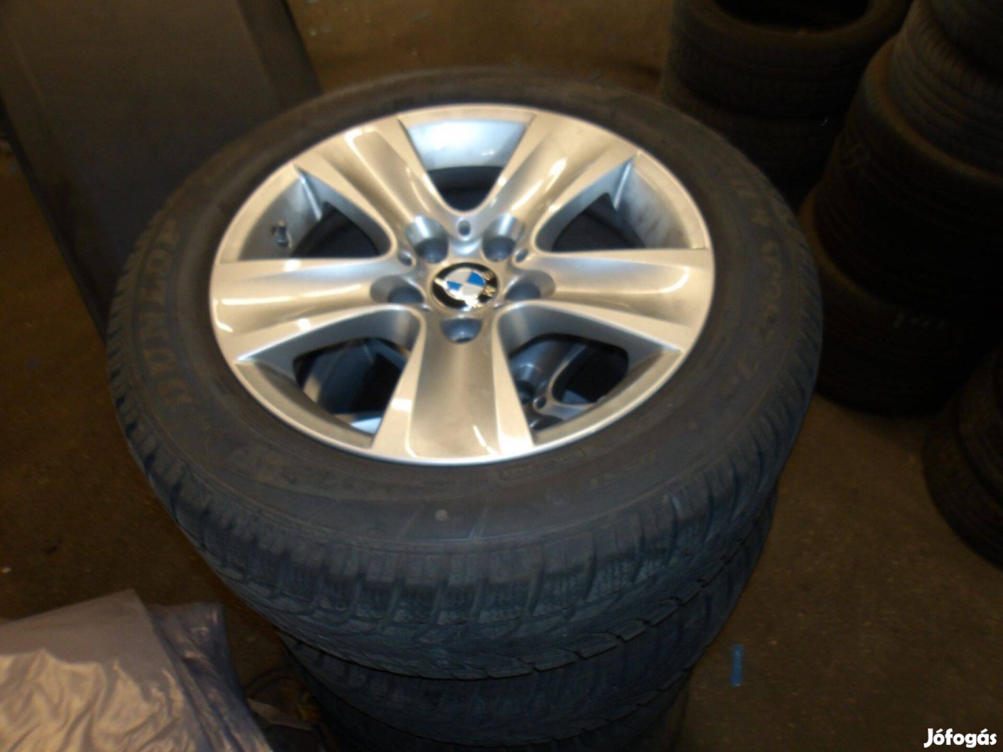Bmw alufelni 17" újszerű téli gumikkal