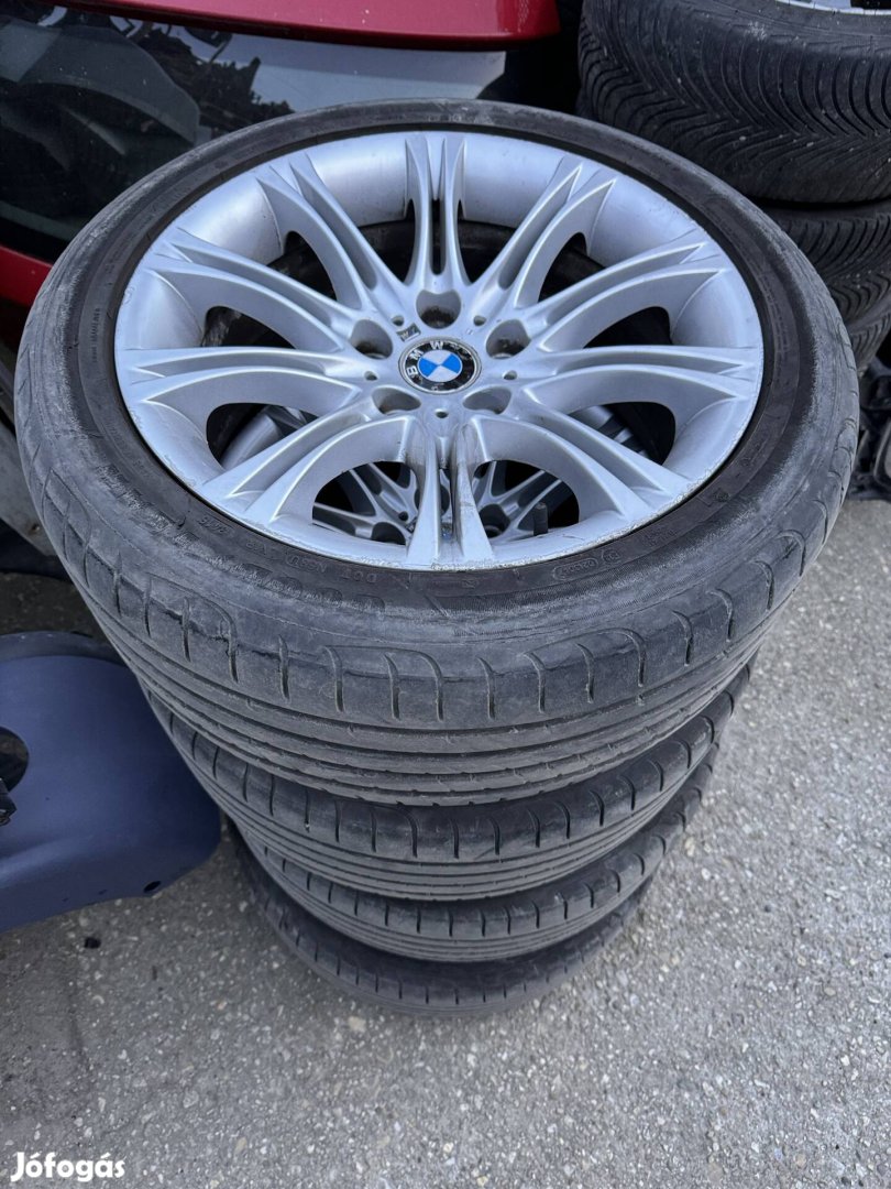 Bmw alufelni style 135 nyári gumikkal 