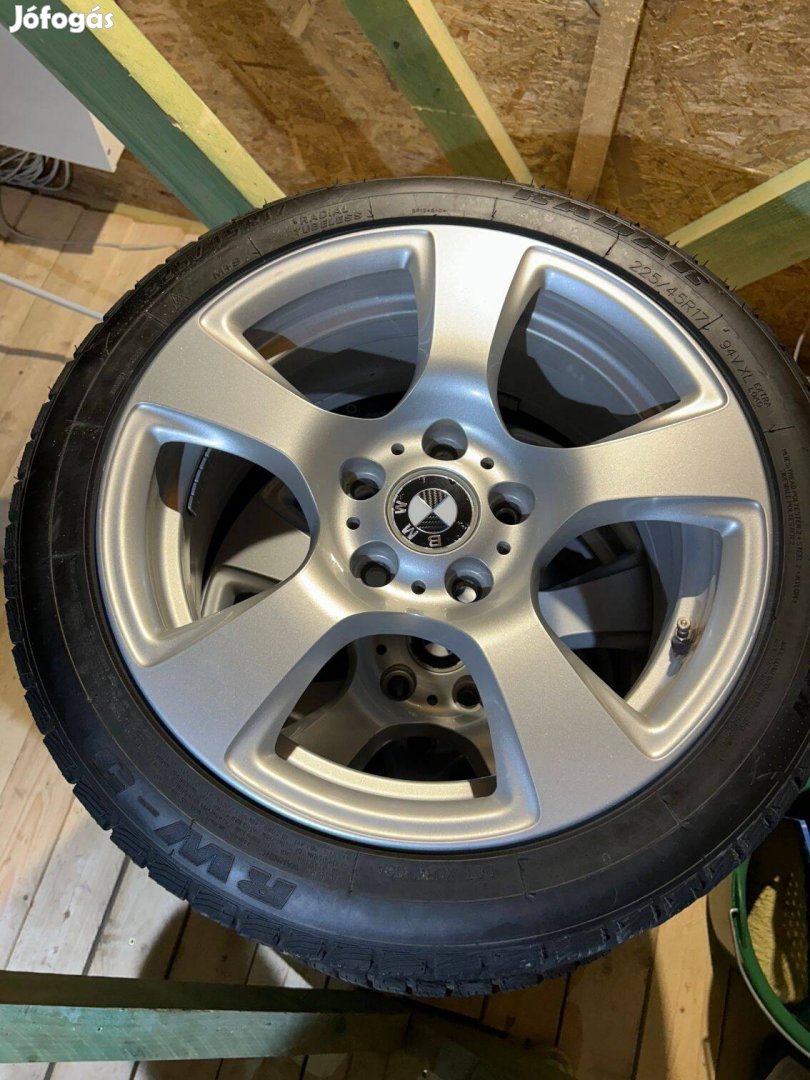 Bmw alufelni télgumival 225/45/R17 hibatlan 7mm profillal 120.000Ft