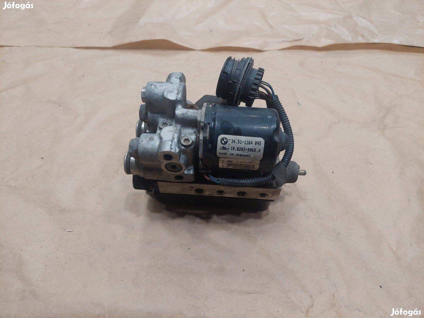 Bmw e36 6 hengeres ABS kocka