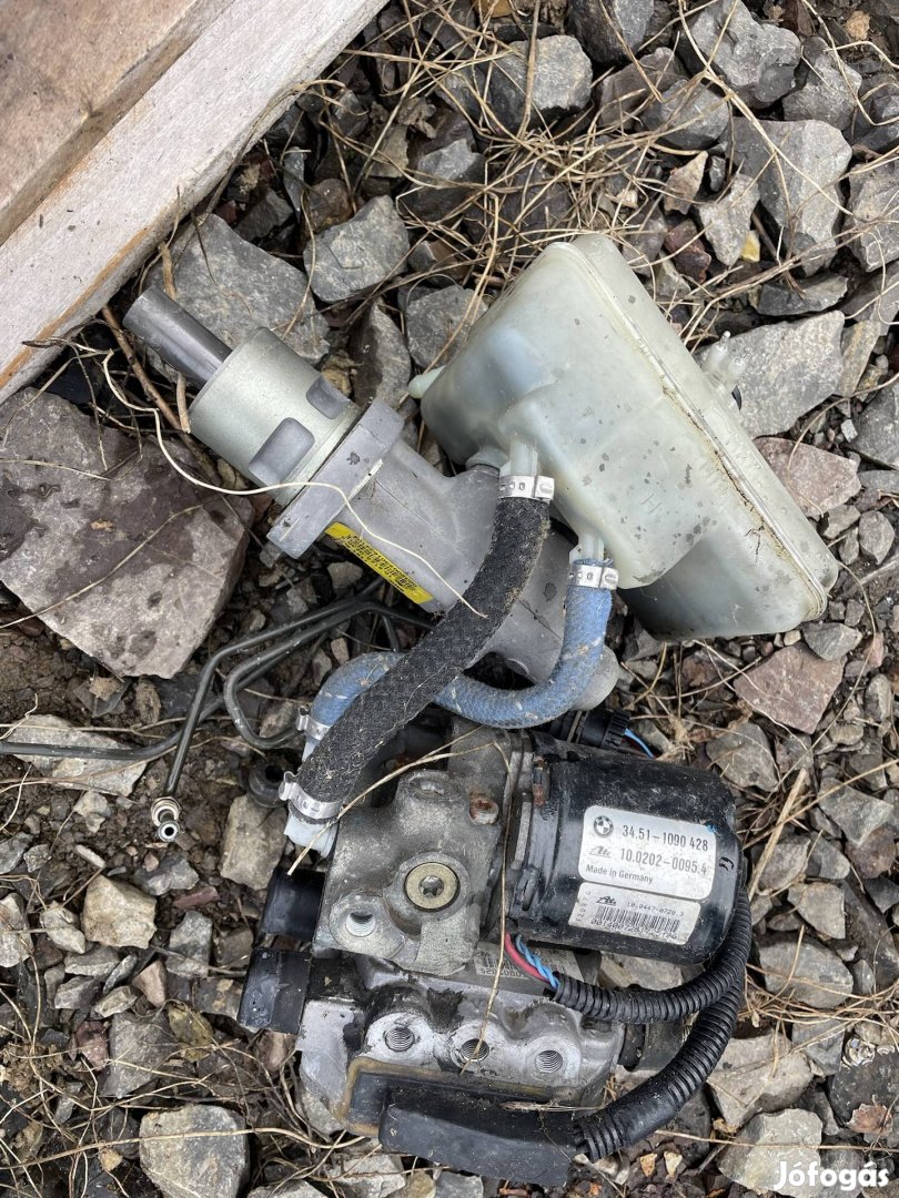 Bmw e36 abs kockafőfékhenger