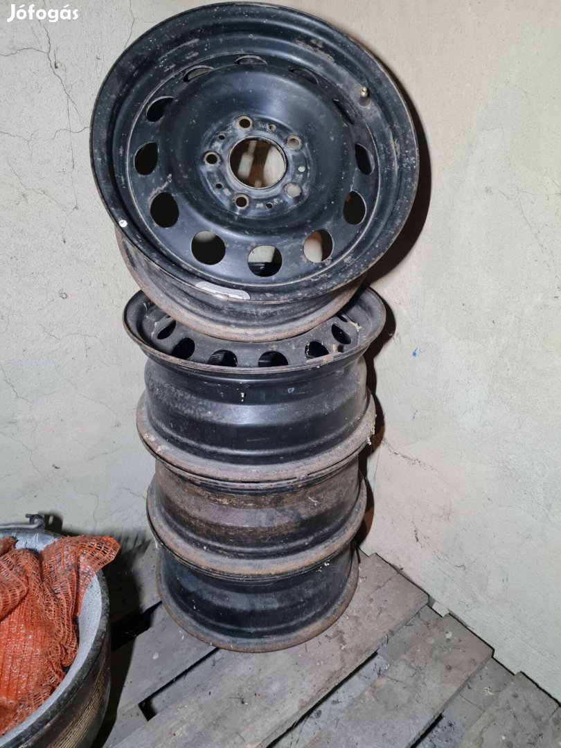 Bmw e36 acélfelni 15coll