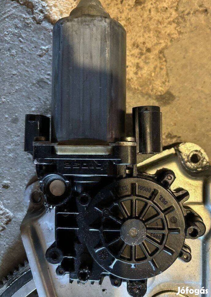 Bmw e36 bal jobb elektromos ablakemelő motor