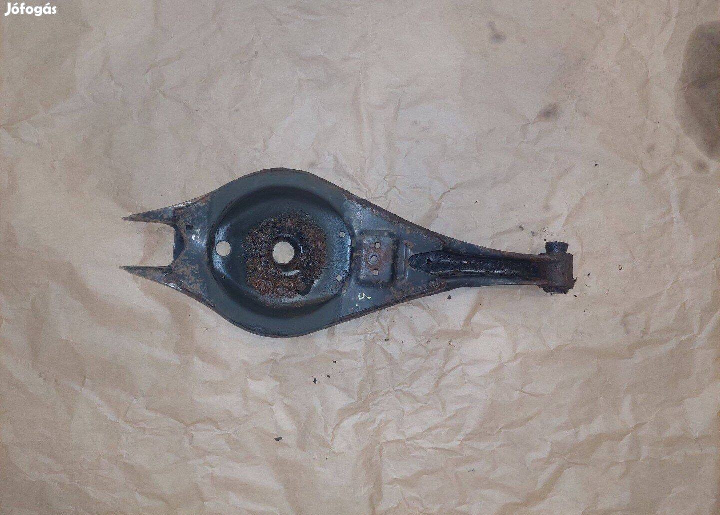 Bmw e36 bal oldali rugótányér