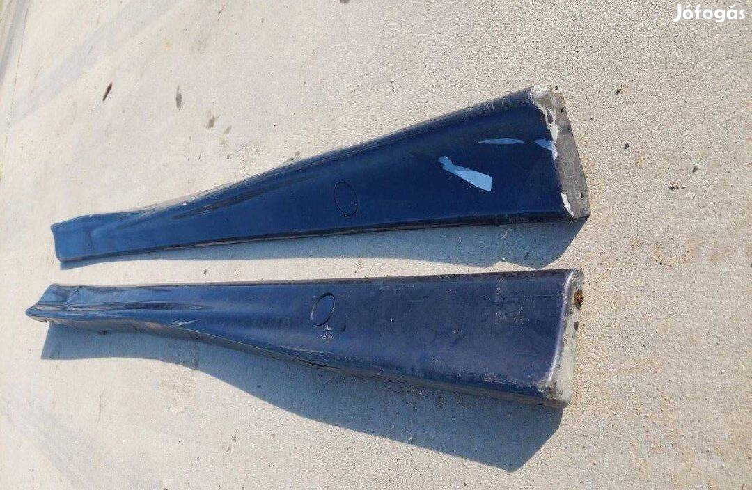 Bmw e36 csavart küszöb M fekete