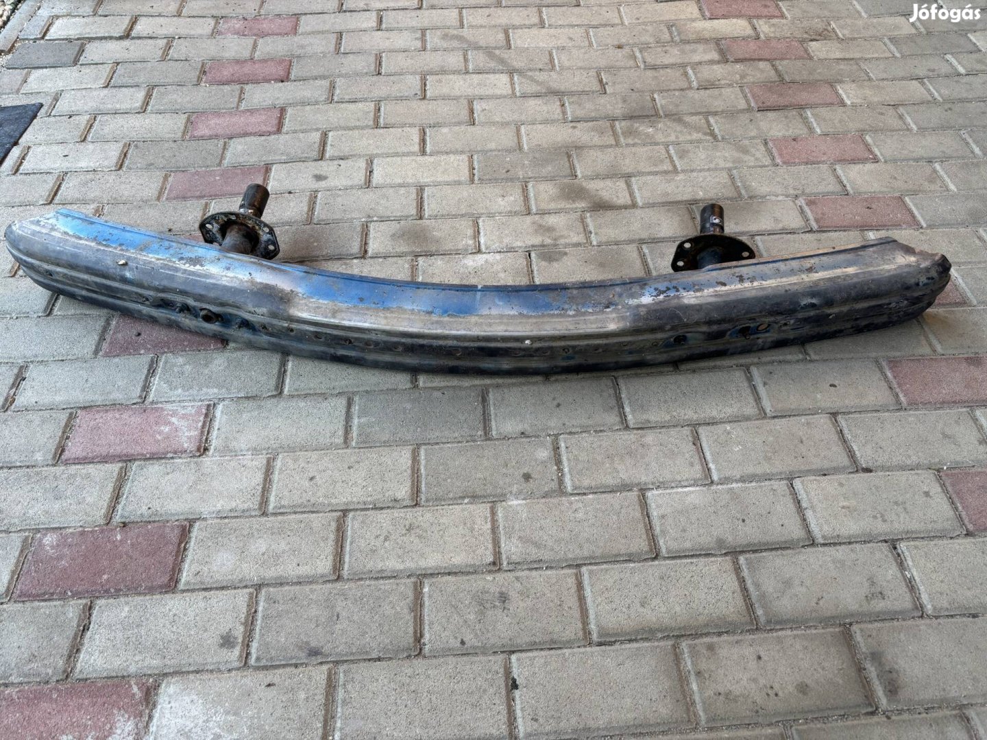 Bmw e36 első lökhárító tartó vas
