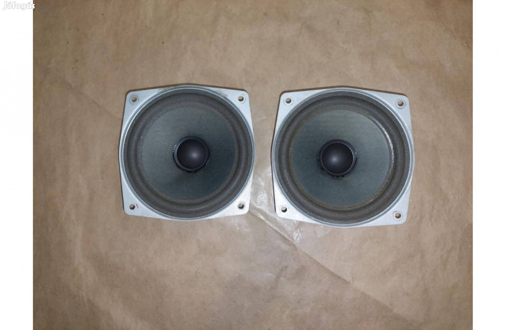 Bmw e36 gyári lábtér hangszóró