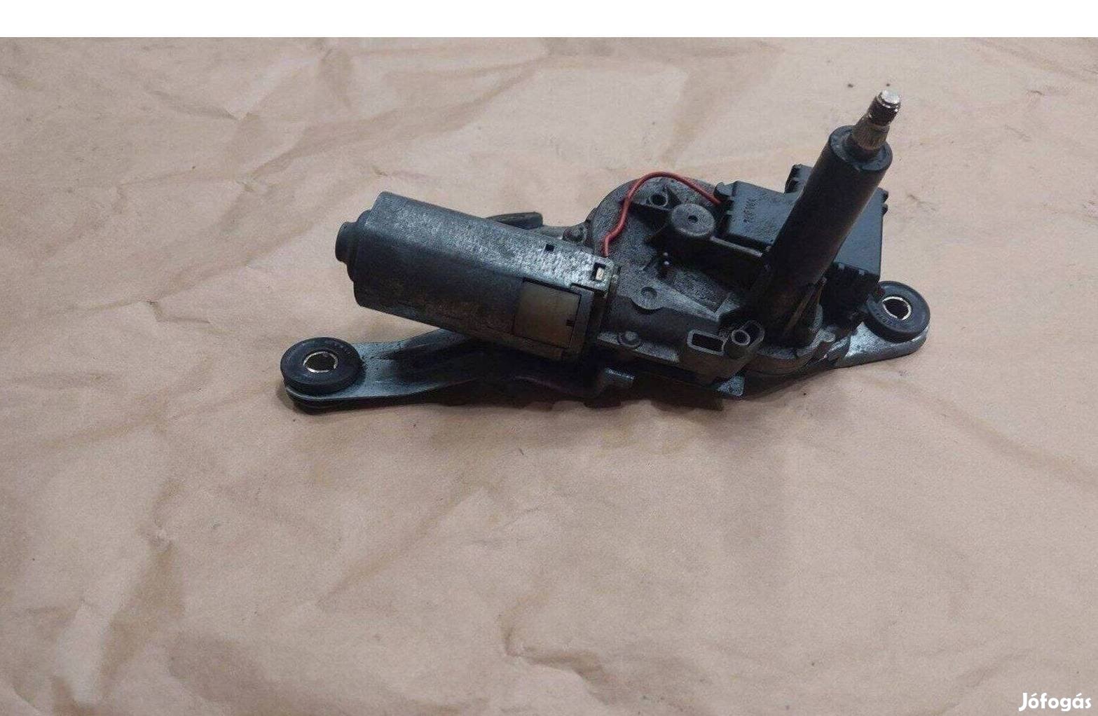 Bmw e36 hátsó ablaktörlő motor