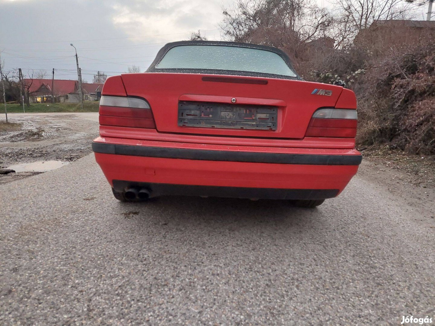 Bmw e36 hátsó lökhárító