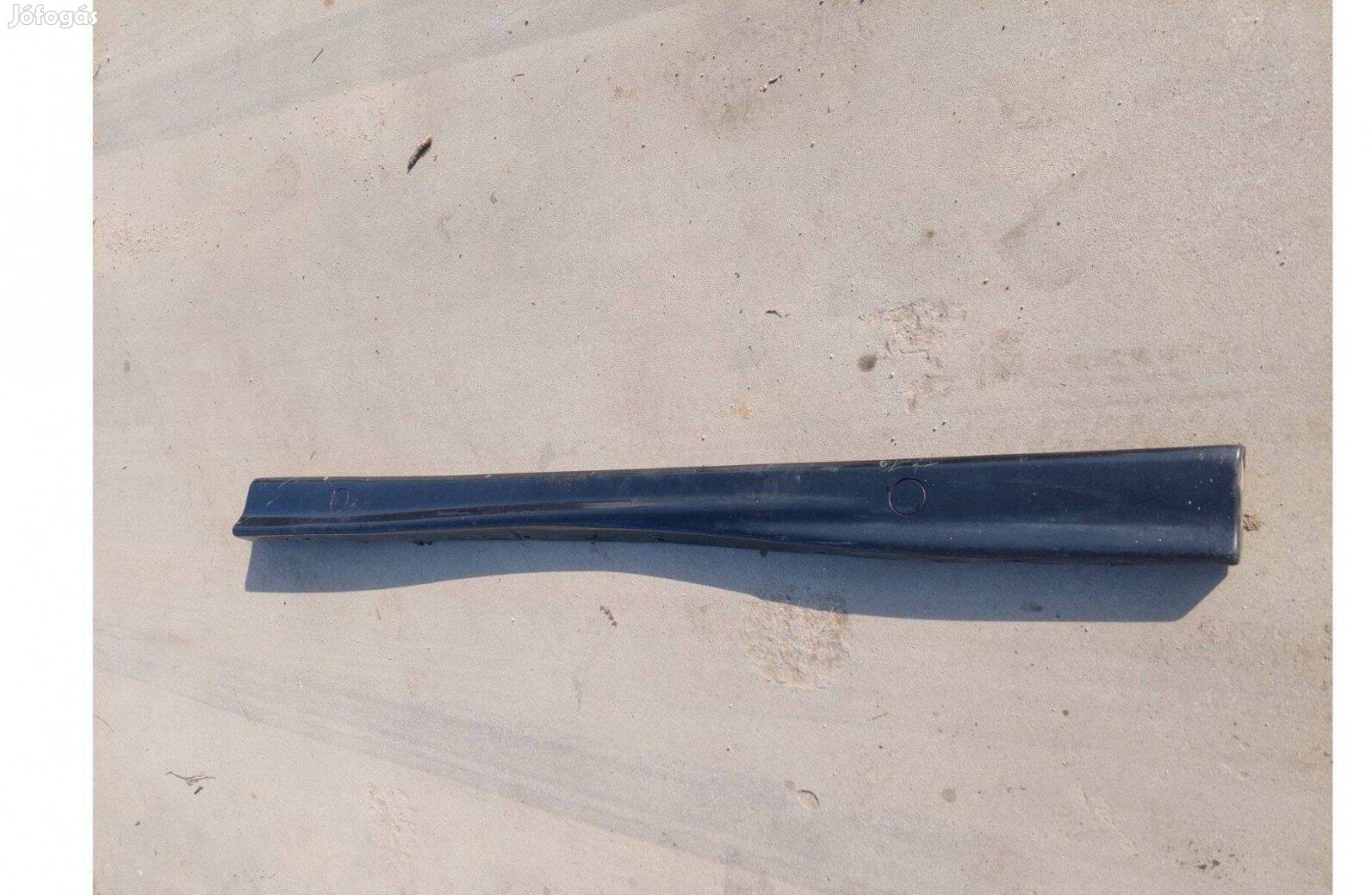 Bmw e36 jobb oldali csavart M küszöb