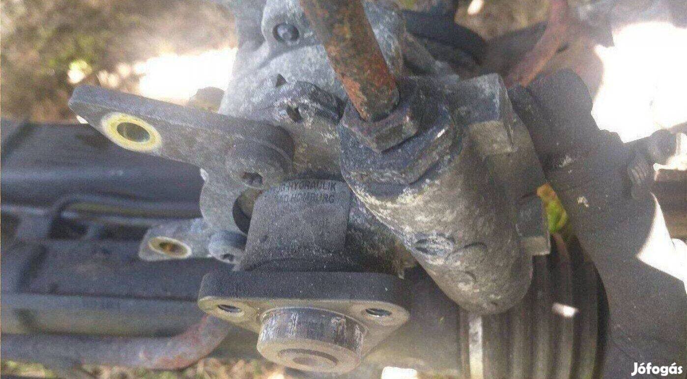 Bmw e36 szervó szivattyú 4 hengeres
