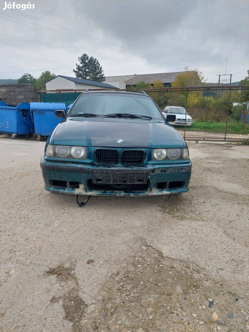 Bmw e36 touring bontás