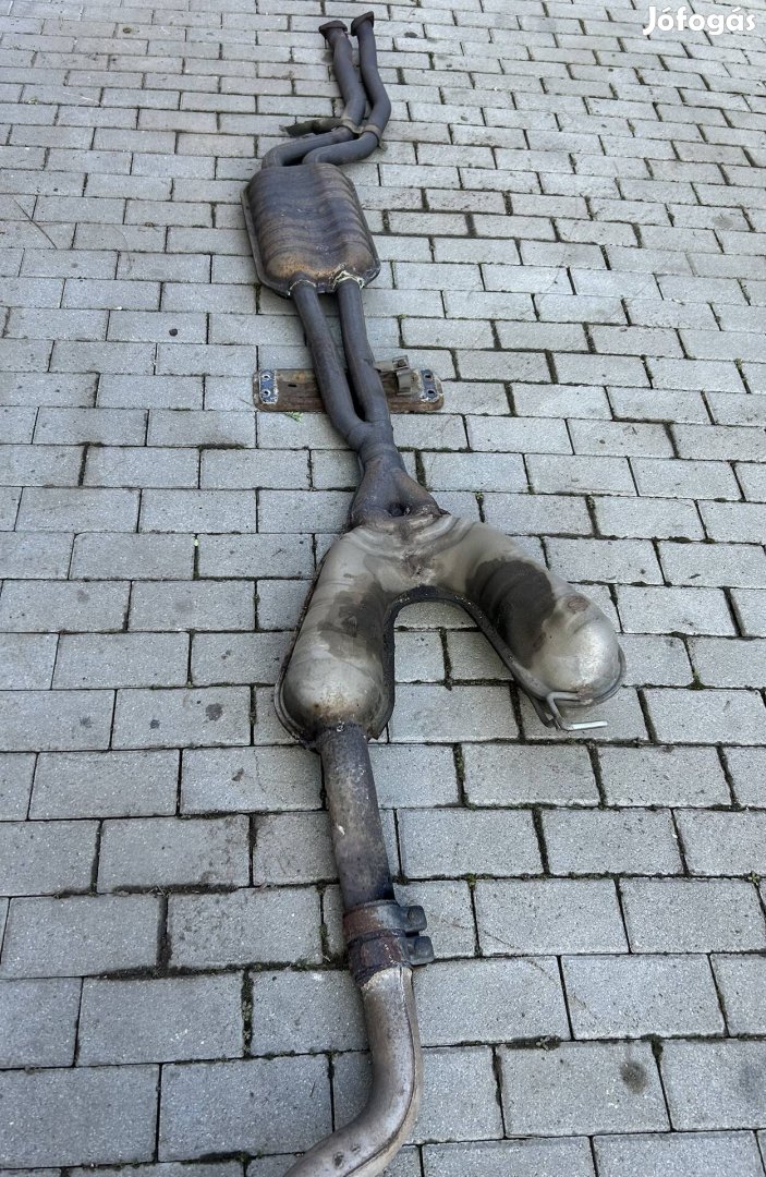 Bmw e39 25i 30i kipufogó rendszer