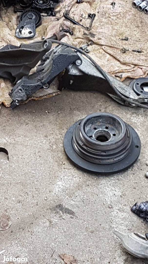 Bmw e39 525 tds fotengely ekszijtarcsa 