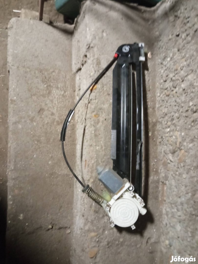 Bmw e39 bal hátsó ablakemelő szerkezet 