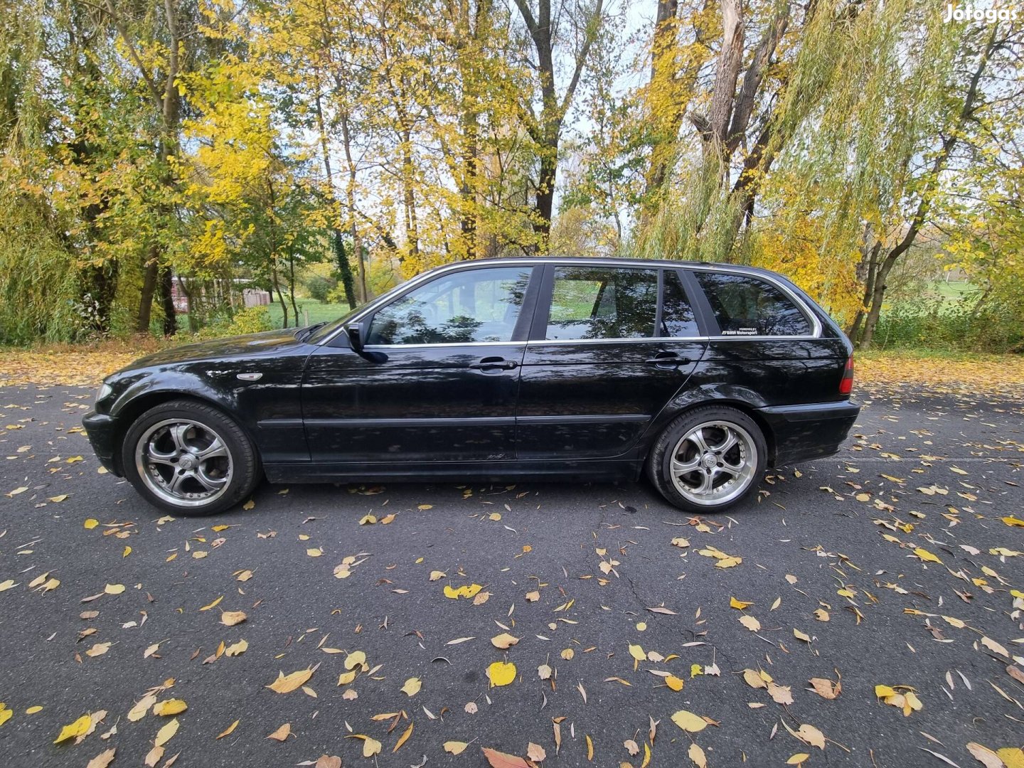 Bmw e46 330d bontott autó 