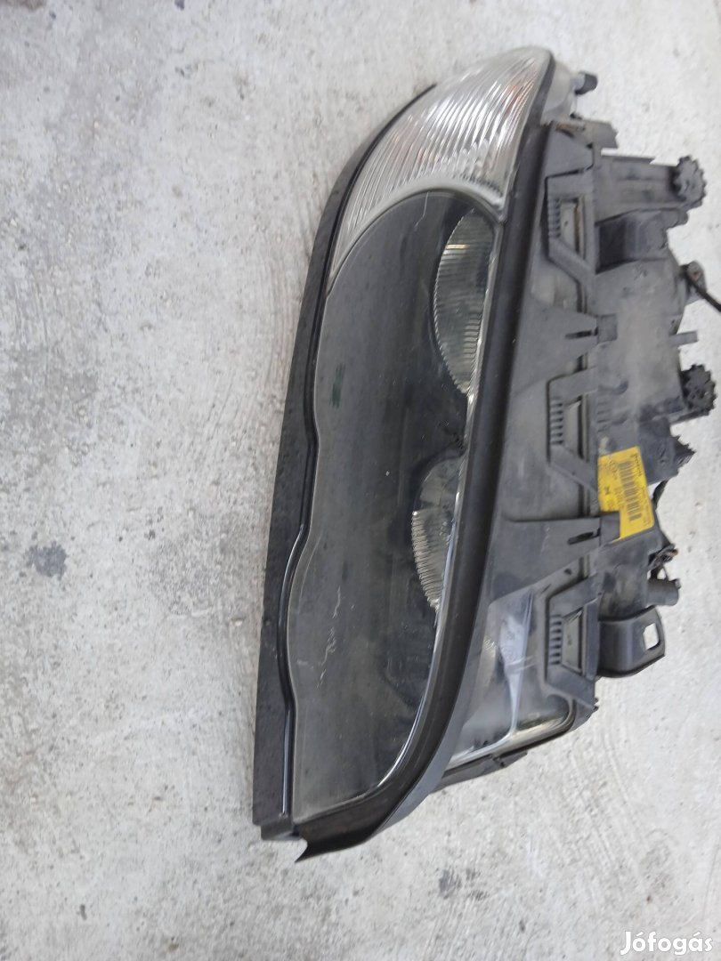 Bmw e46 cupe jobbos első fényszoró