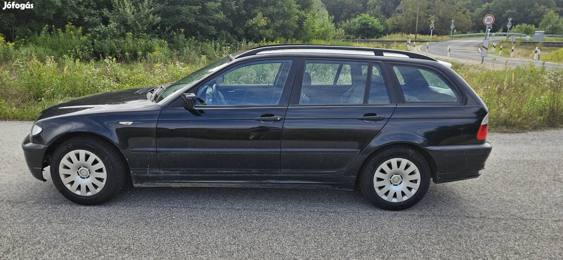 Bmw e46 fekete sarvedo 