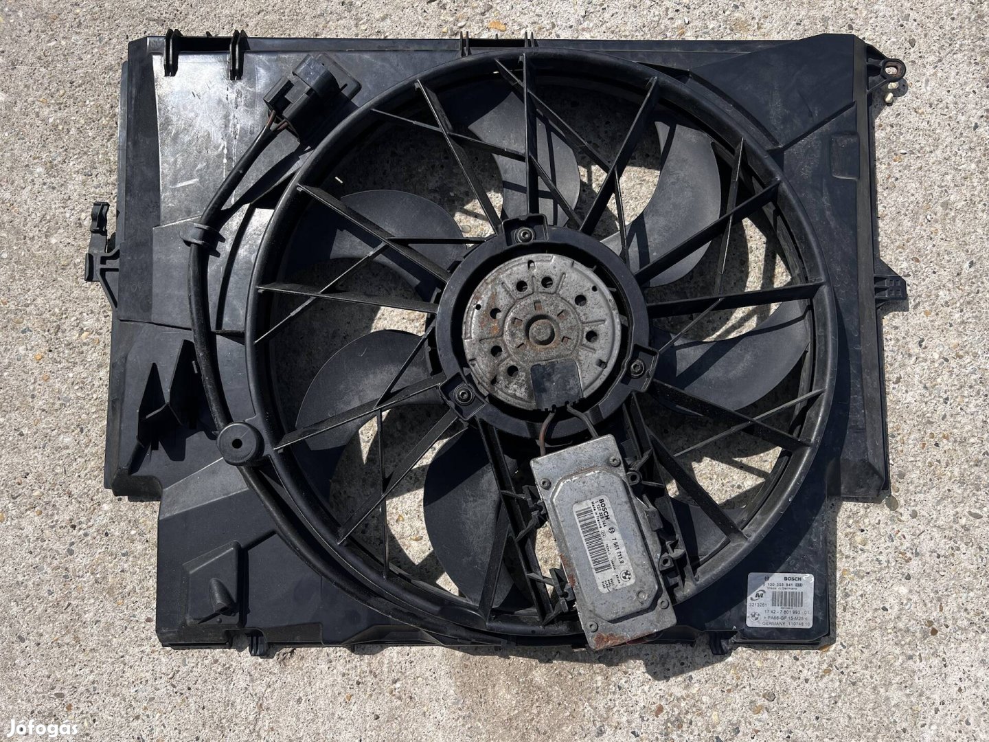 Bmw e90 91 92 320d hűtő ventilátor eladó 