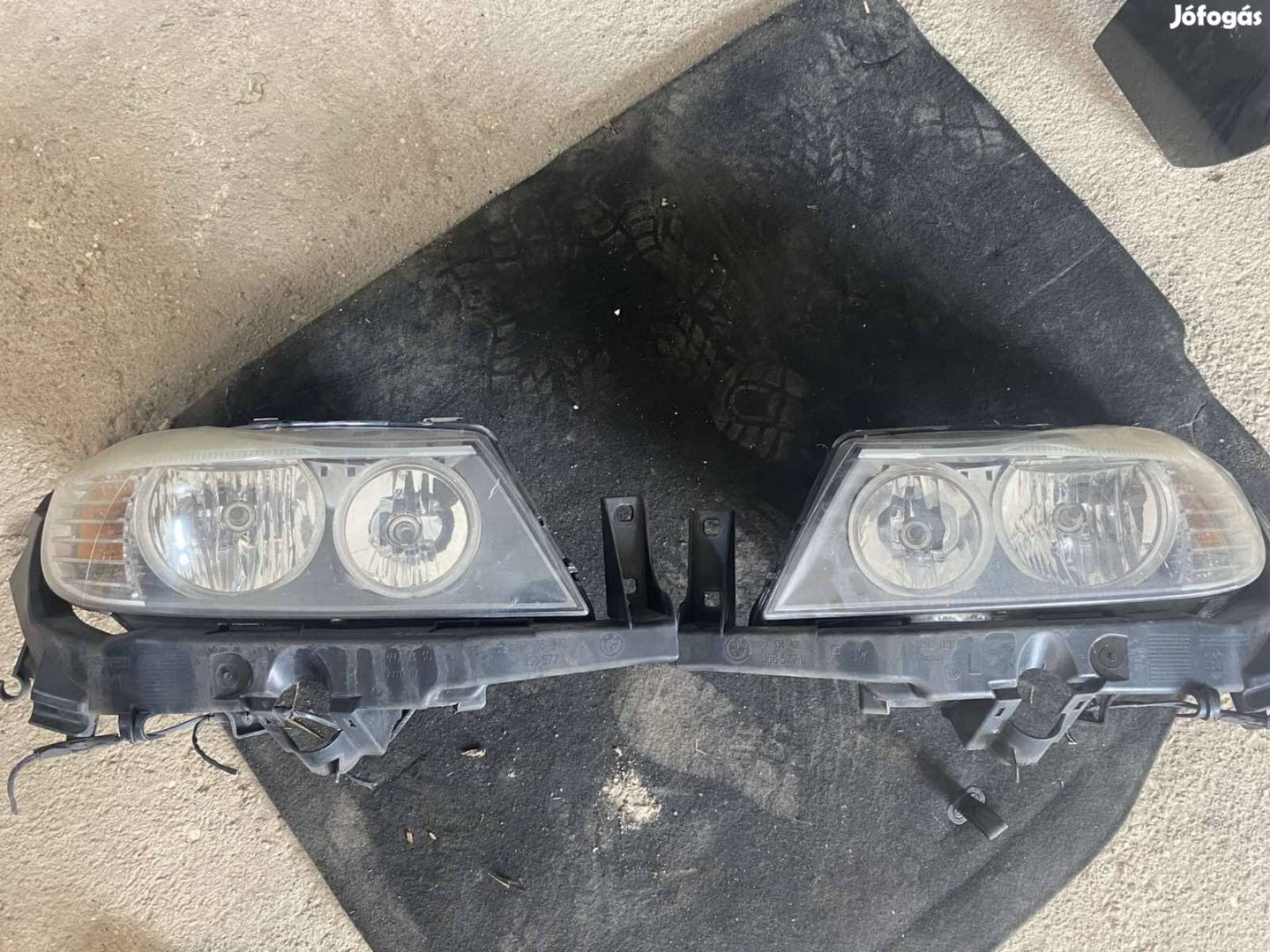 Bmw e90 e91 Lci fényszóró 