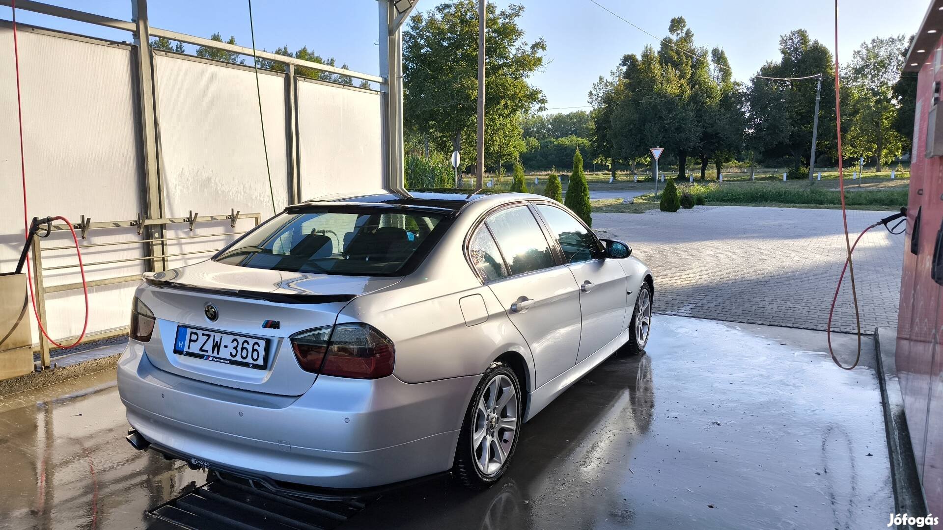 Bmw e90 hátsó lámpa