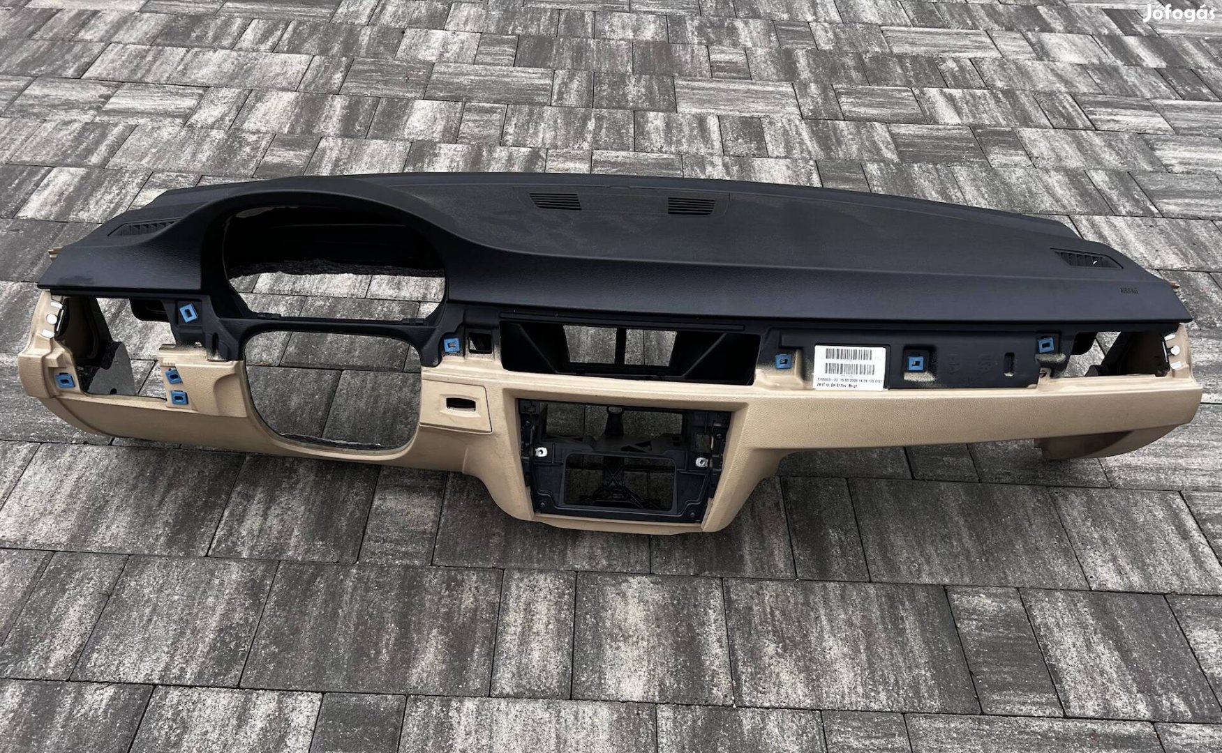 Bmw e90 műszerfal eladó 