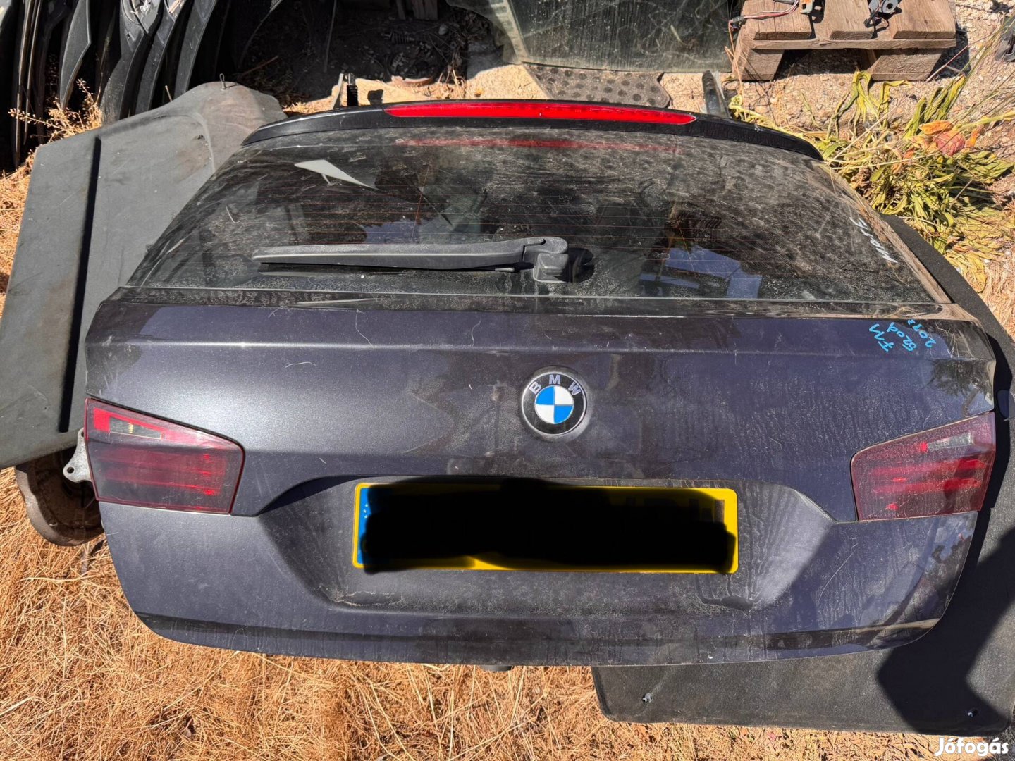 Bmw f11 csomagtérajtó