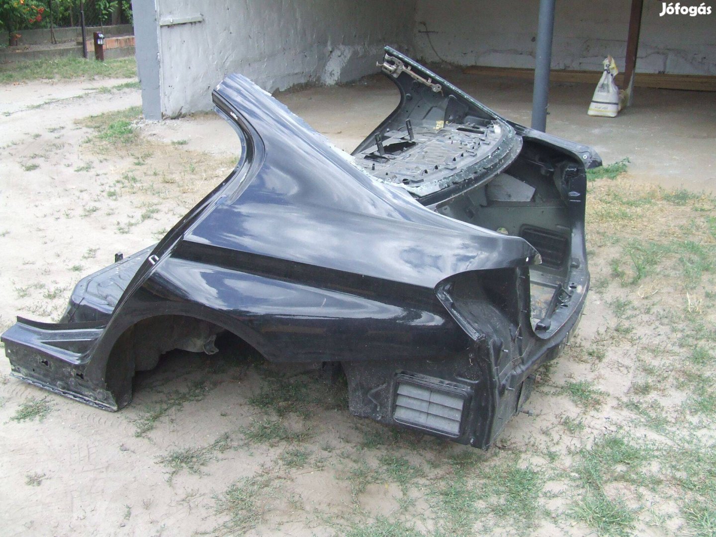 Bmw f30 hátfal hátulja sárvédő egyben