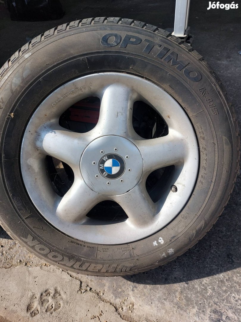 Bmw felni gumikkal elado