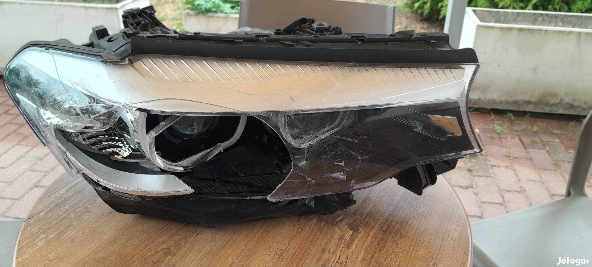 Bmw g30 jobbos törött lámpa