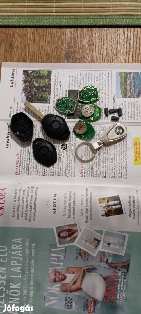 Bmw gyújtáskulcs és elektronikák, és kulcstartó