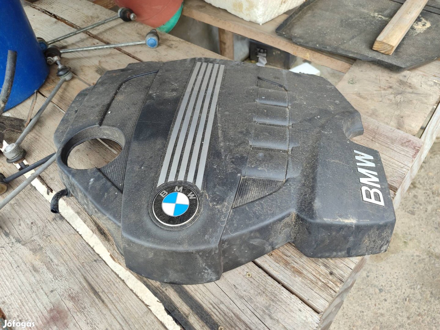 Bmw motor burkolat eladó 