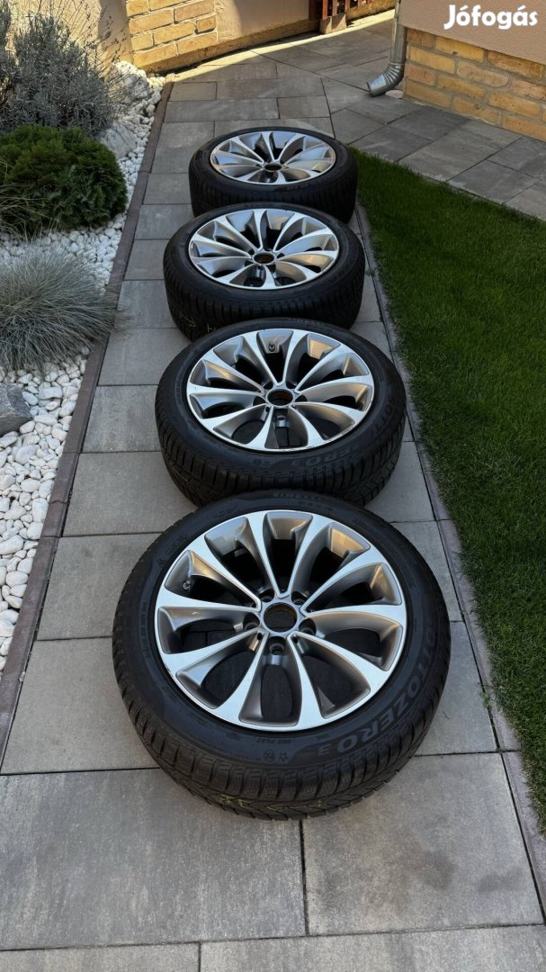 Bmw style 452 ,245/45r18 100v rsc Pirelli  sottozero 3 téli garnitúra