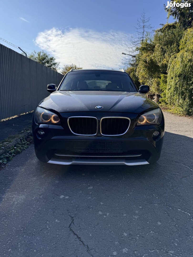 Bmw x1 komplett eleje 