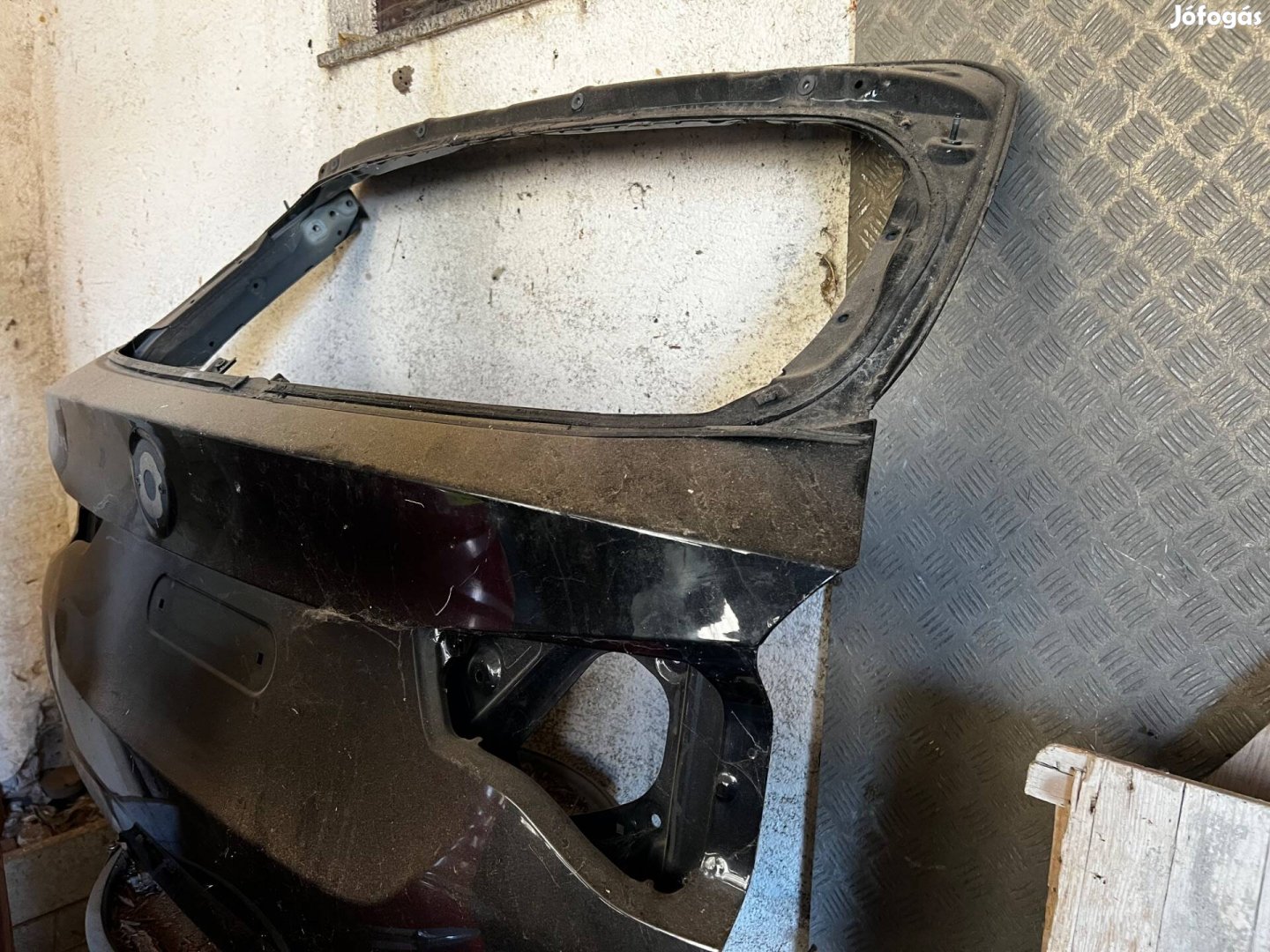 Bmw x3 csomagtér ajtó