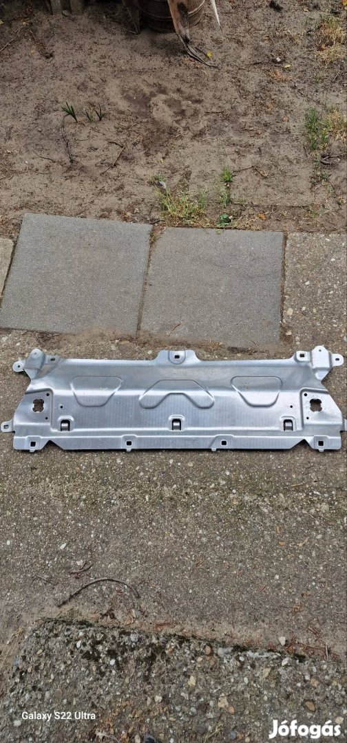 Bmw x3 g01 hűtő fedél 51647400110