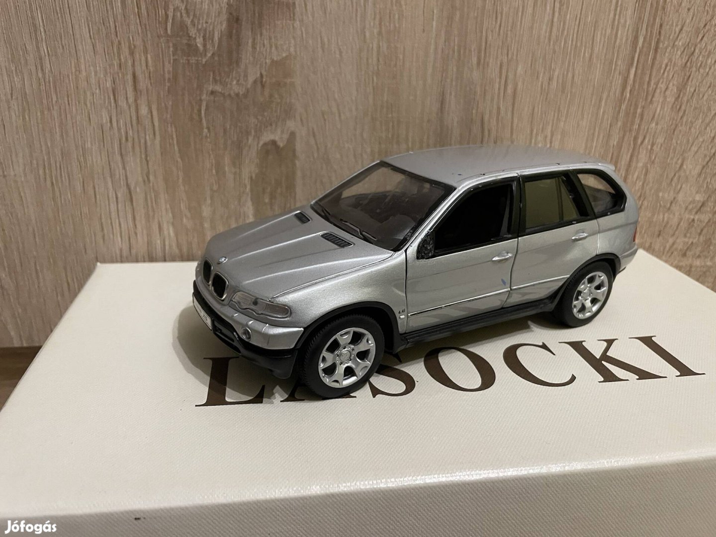 Bmw x5 fém autó 1/24