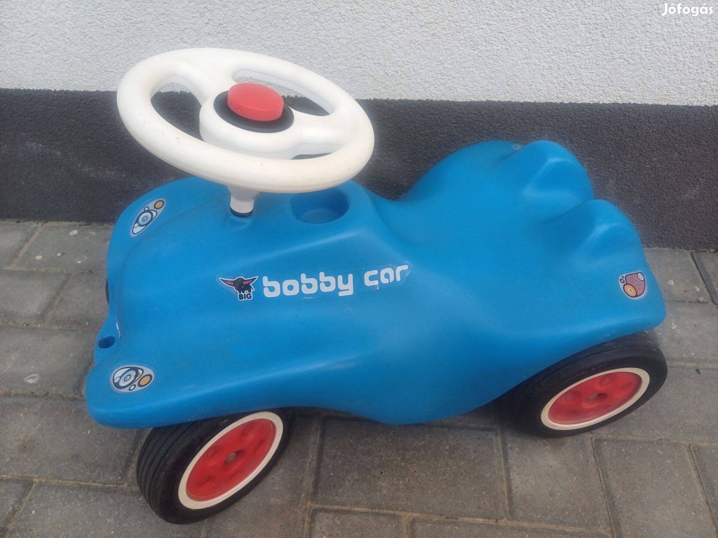 Bobby car lábbal hajtós kisautó