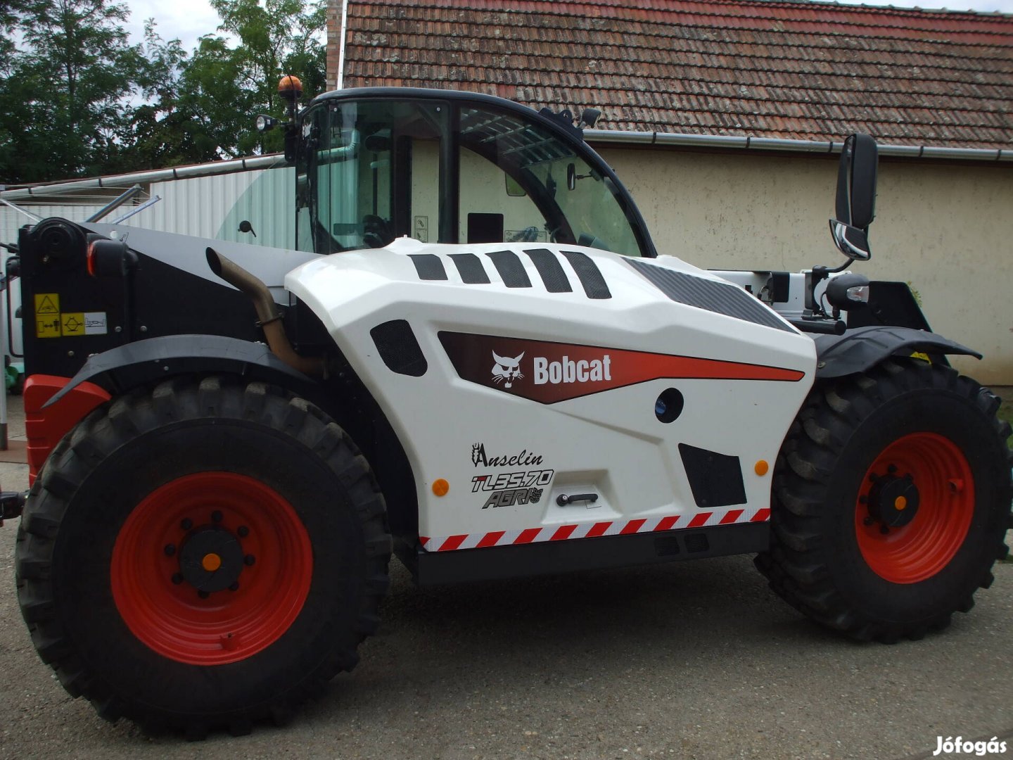 Bobcat-3570.Es Teleszkópos Rakodó Csere Is Qudra Bagy RA